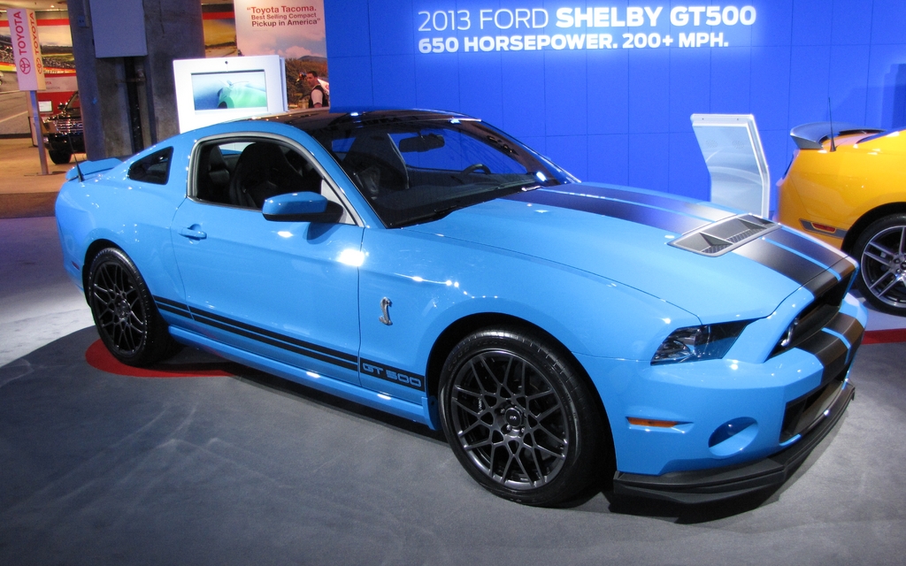 Ford Shelby GT500 2013