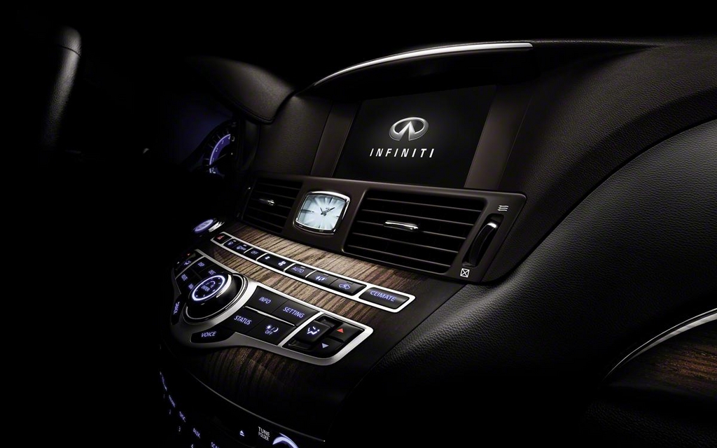 Infiniti M LWB