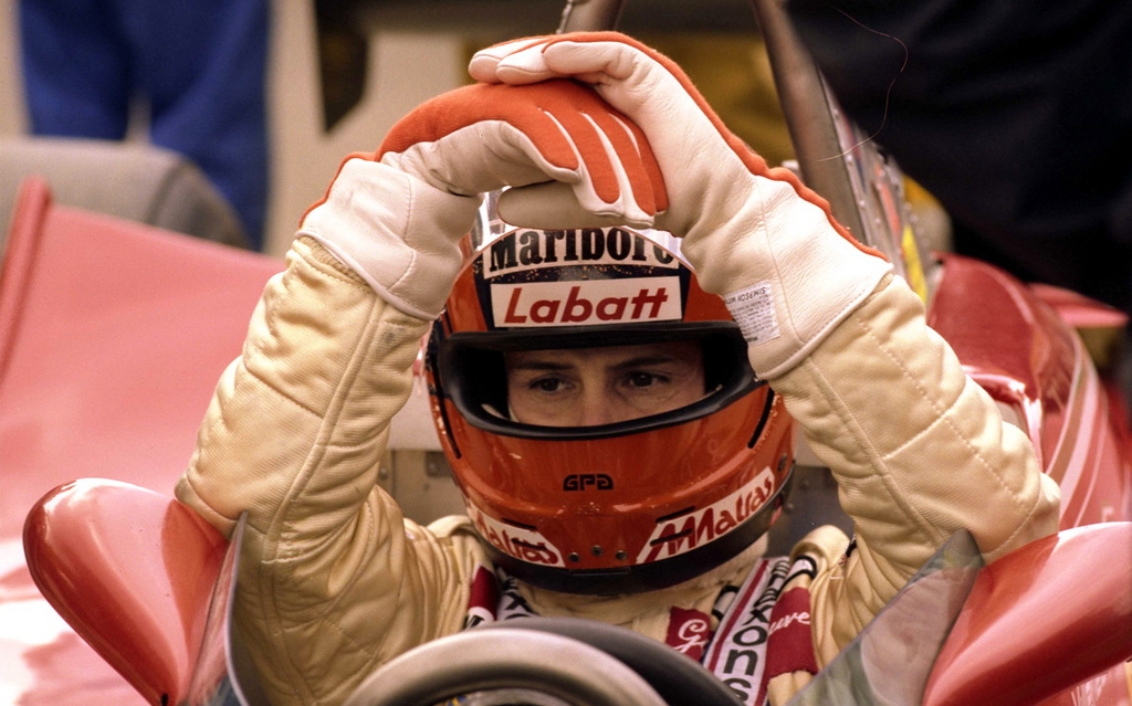 Villeneuve s'insère dans sa Ferrari