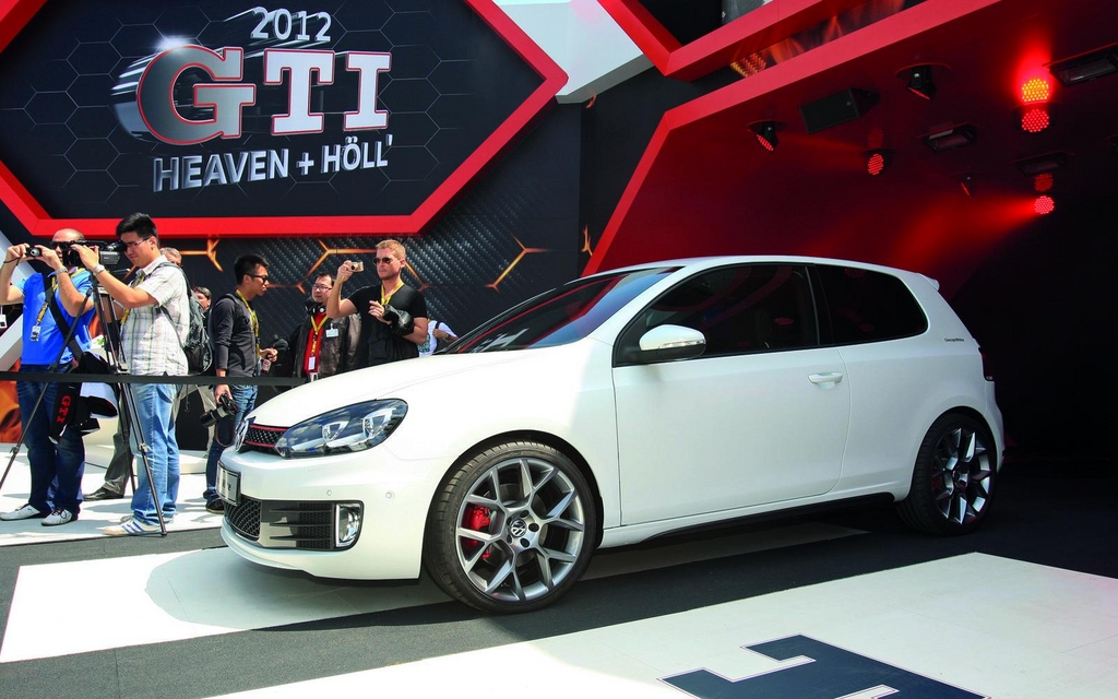 Volkswagen Golf GTI Concept White