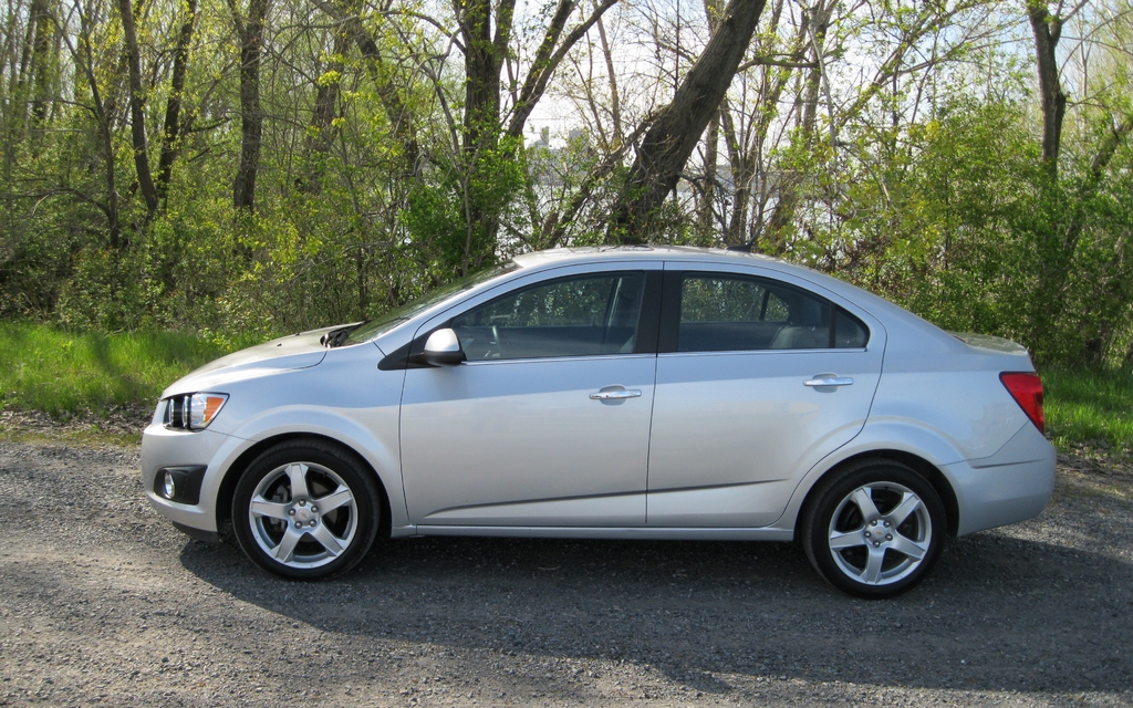 Chevrolet Sonic: the bigger of the two