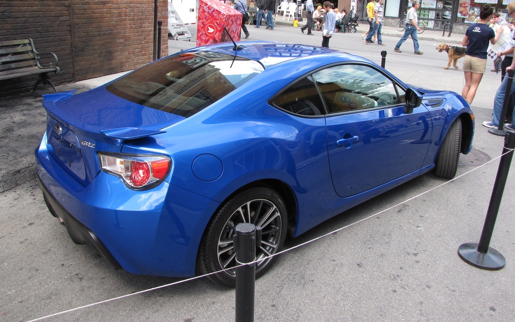 Subaru BRZ sur St-Laurent