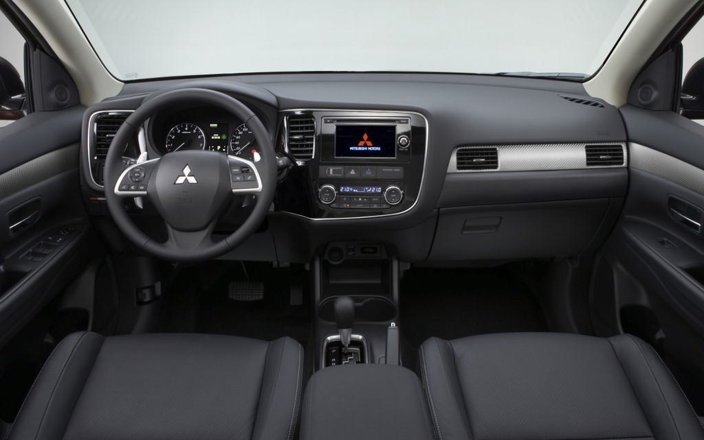 Mitsubishi Outlander 2013