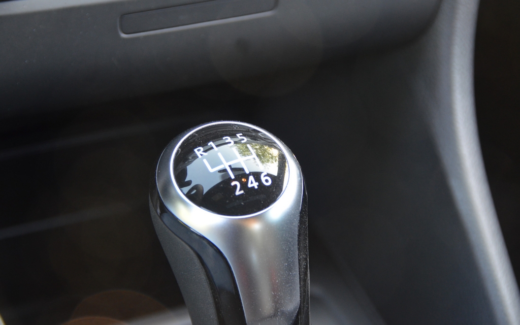 Only one transmission is offered for the R: A six-speed manual.