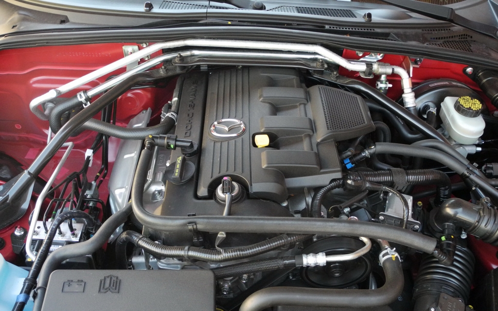 Le quatre cylindres deux litres produit 167 chevaux