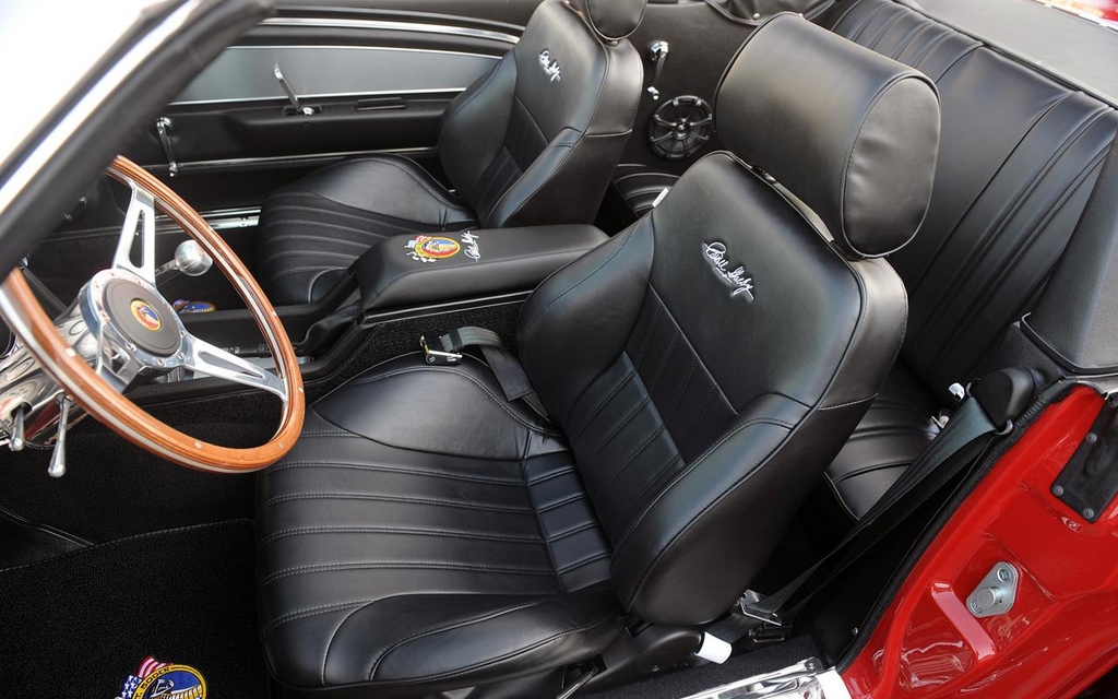 Shelby GT500CR Convertible 1967 reprise par Classic Recreations