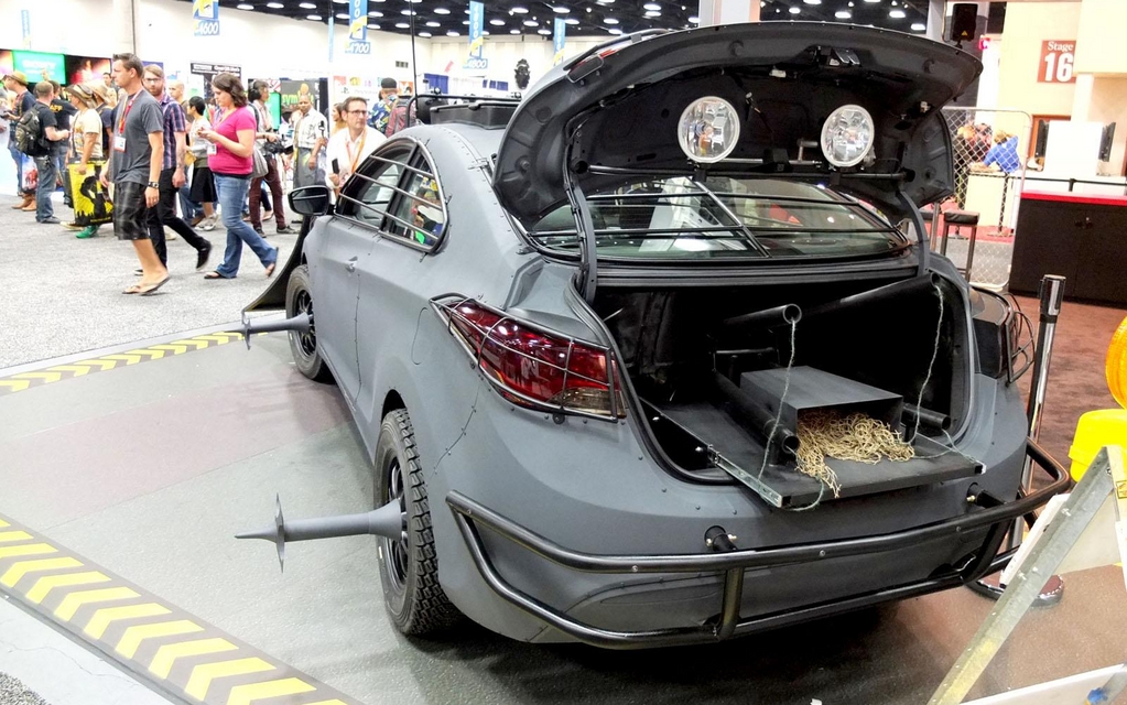 Hyundai Elantra Coupe Zombie Survival Machine 
