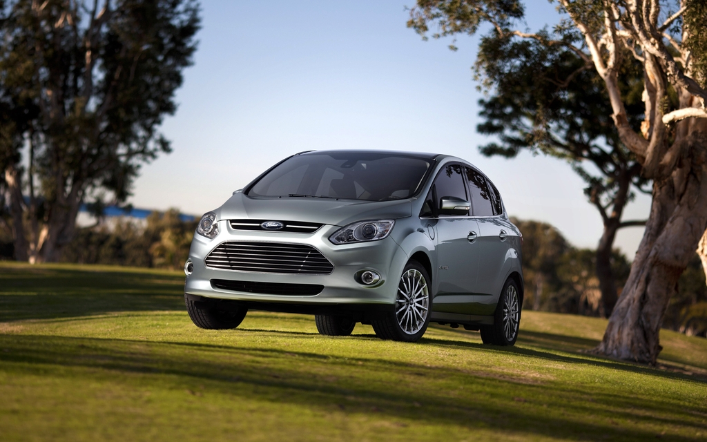 Ford C-Max Energi 2013