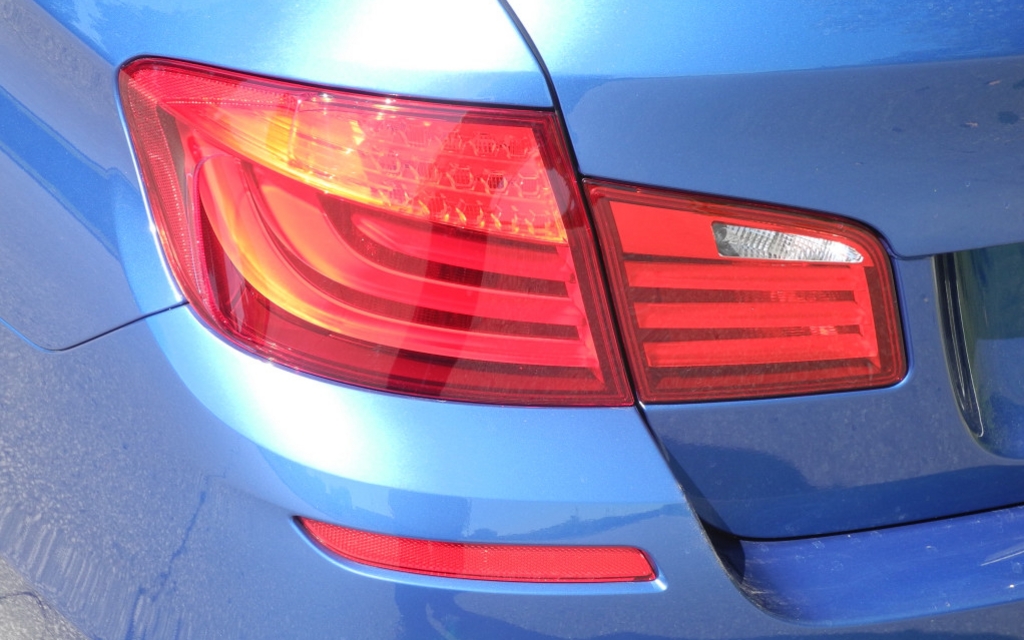 The taillights are simple and elegant