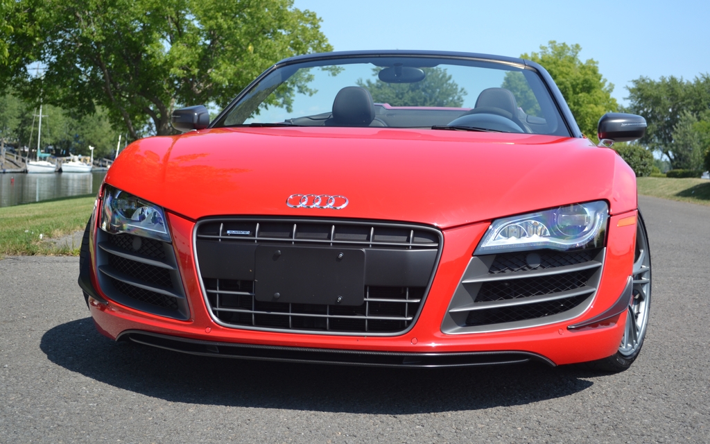 Audi R8 GT Spyder 2012