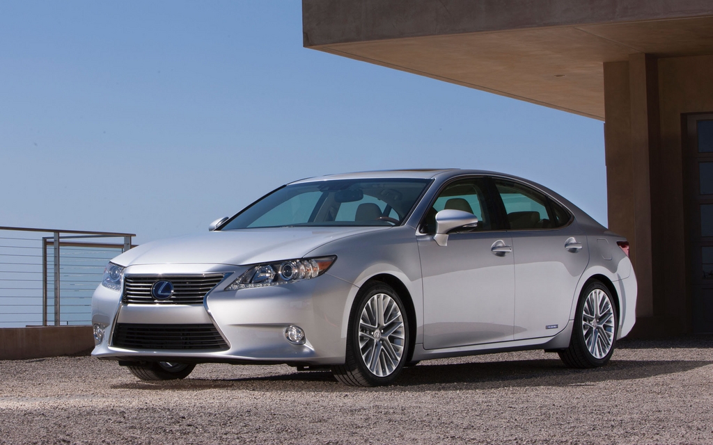 Lexus ES