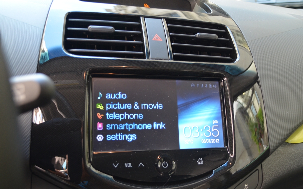 You can control a plethora of settings using the seven-inch touch screen. 