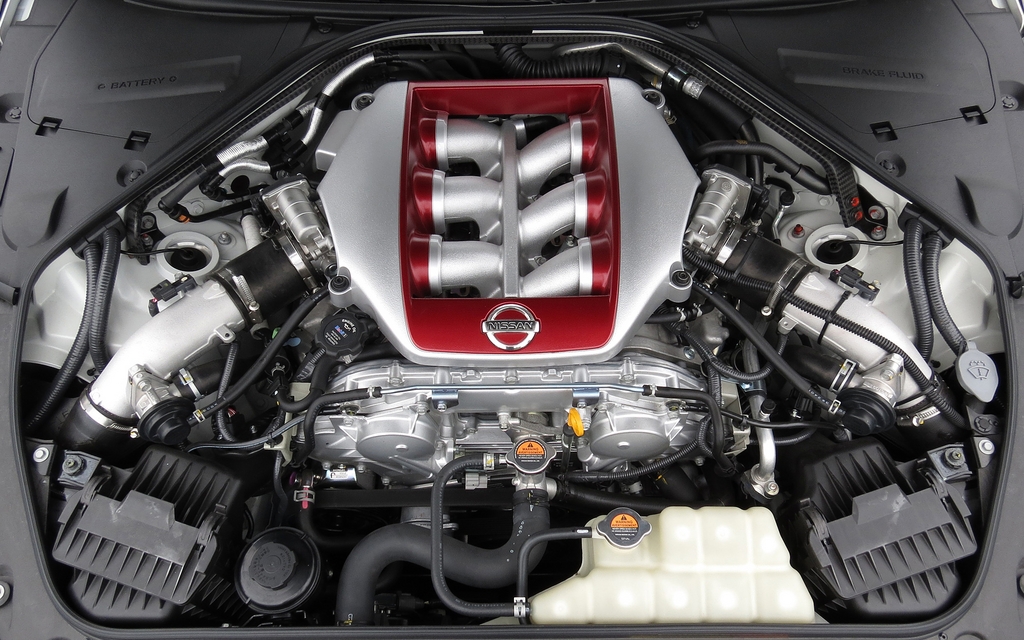 The fabulous 3.8-litre twin-turbo V6 that now delivers 545 horses