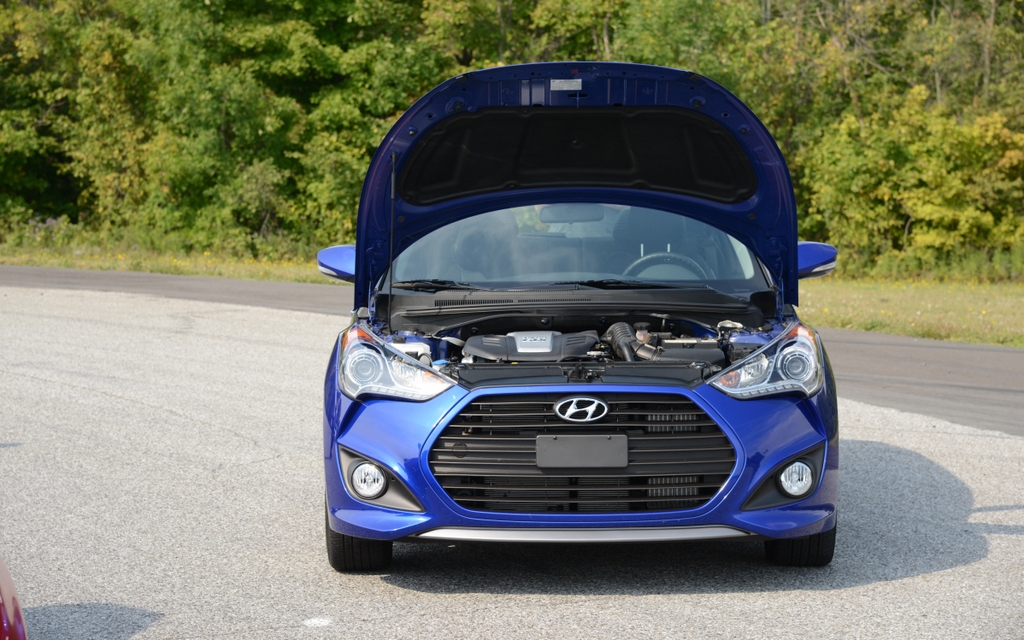 Cette Hyundai Veloster n'attend que les camaramen.