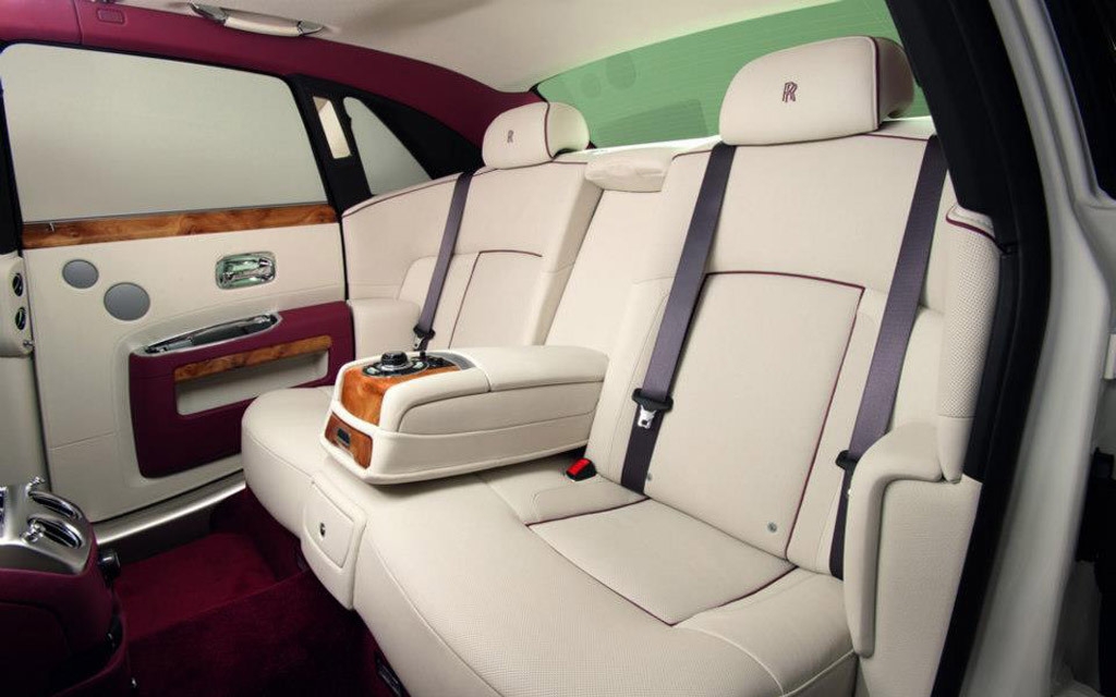 Rolls Royce Ghost One-Off Qatar Edition