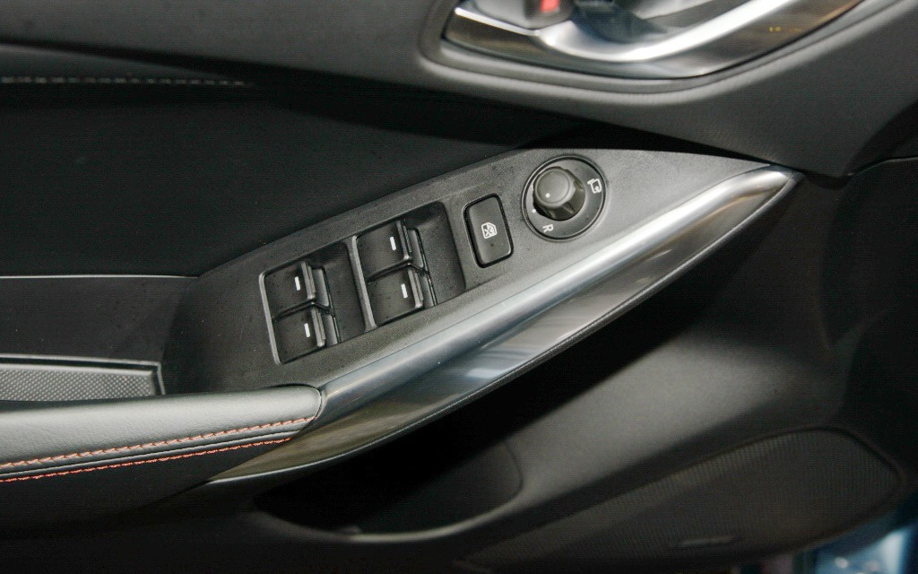 Des commande  d'une disposition classique.