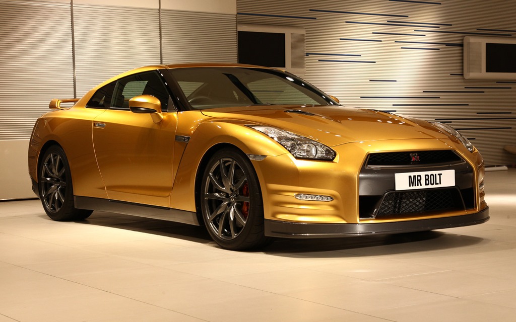 Nissan GT-R Gold Usain Bolt