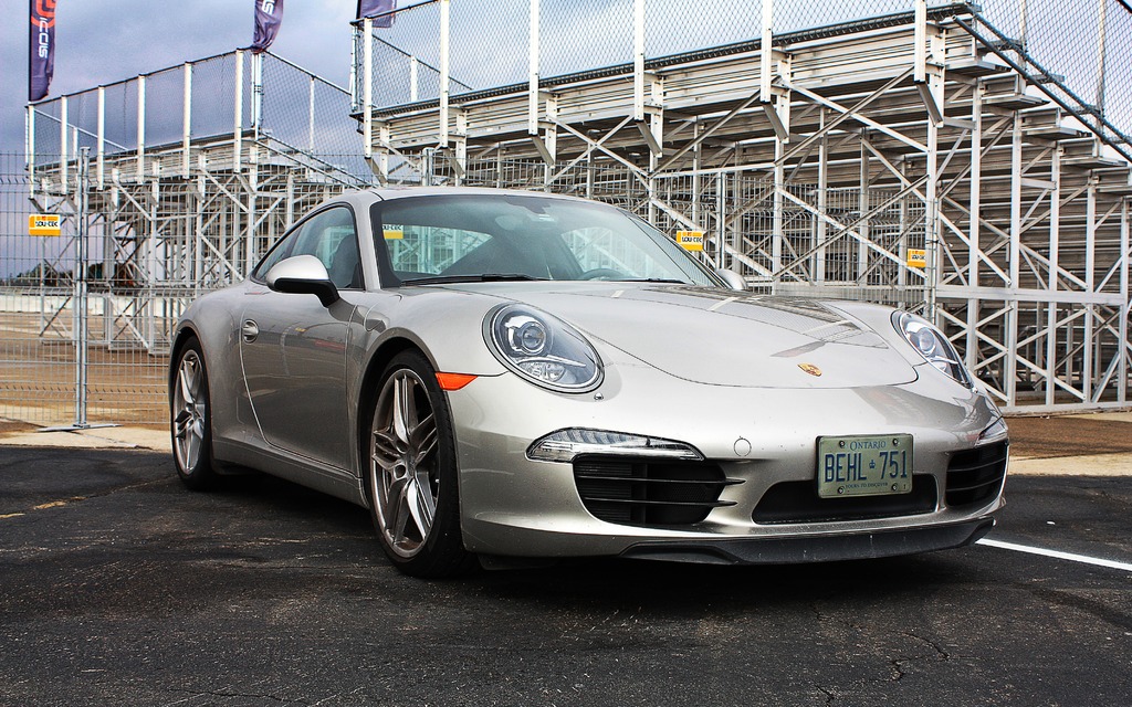 Porsche 911 Carrera