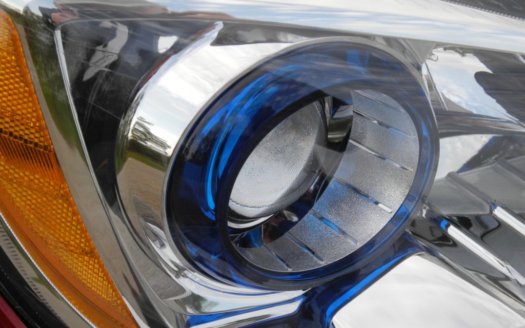 As with most Buicks, the Verano Turbo has blue-rimmed headlamps.