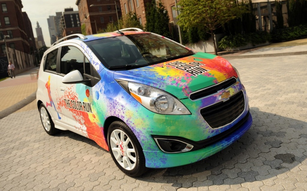 Chevrolet Spark Official Pace Car Color Run