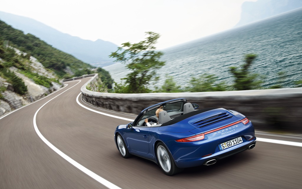 Porsche 911 Carrera 4 Cabriolet 2013