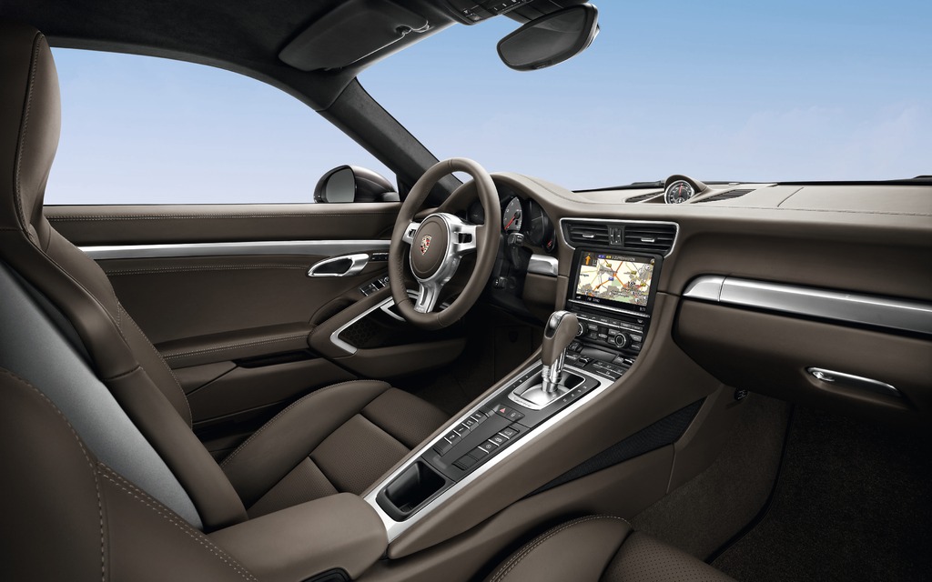 Habitacle de la Porsche 911 Carrera 4S Coupe 2013