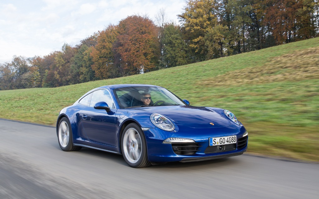 2013 Porsche 911 Carrera 4 and 4S: The joy of all-wheel drive - The Car  Guide