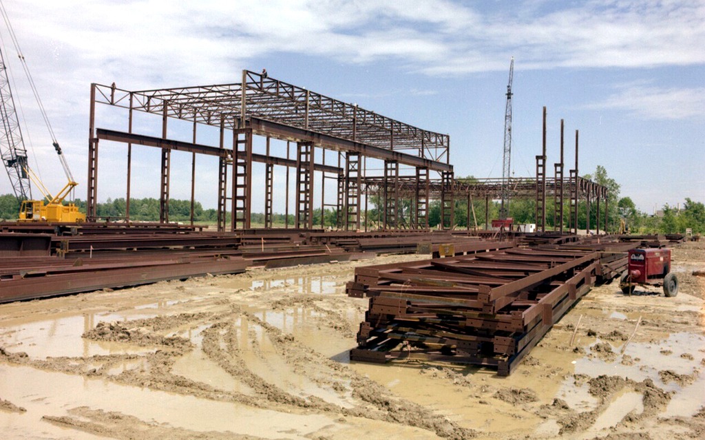1980: début de la construction de l'usine de Marysville