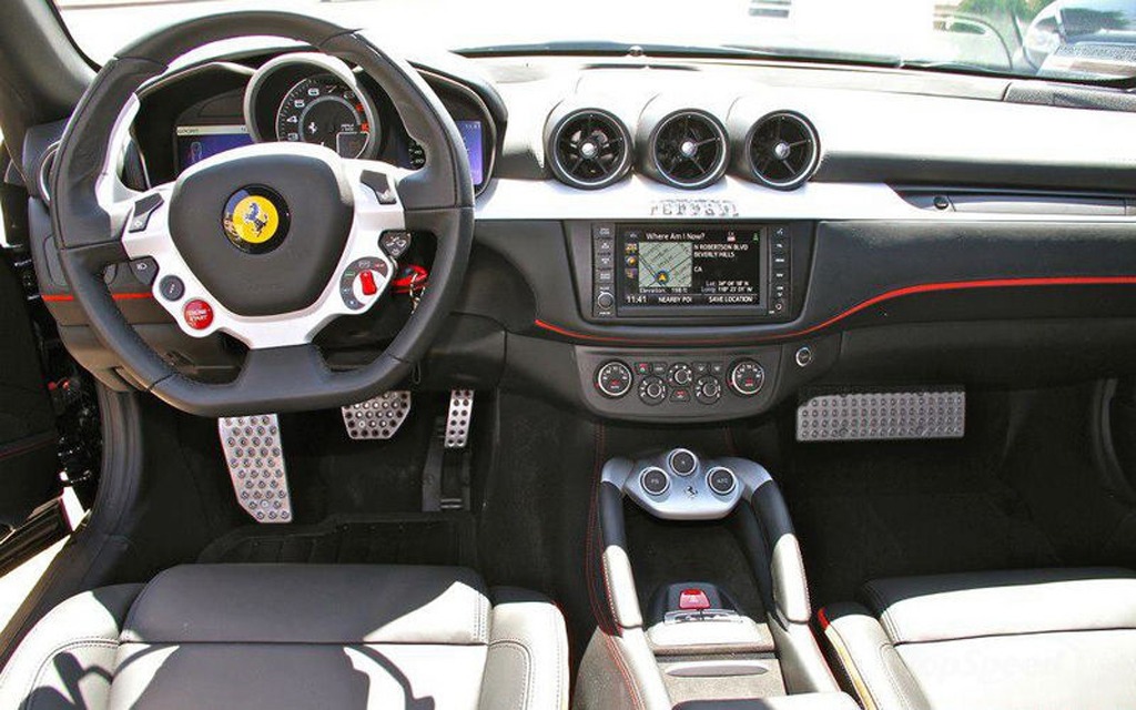 Photo: Black & White Rental Car