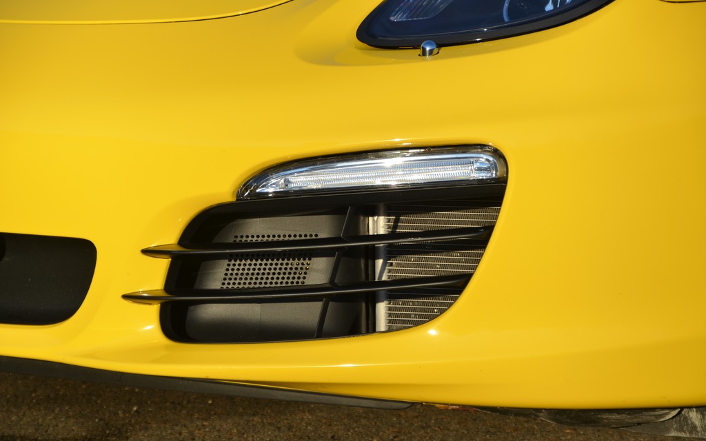 Les généreuses ouvertures laissent passer beaucoup d'air.