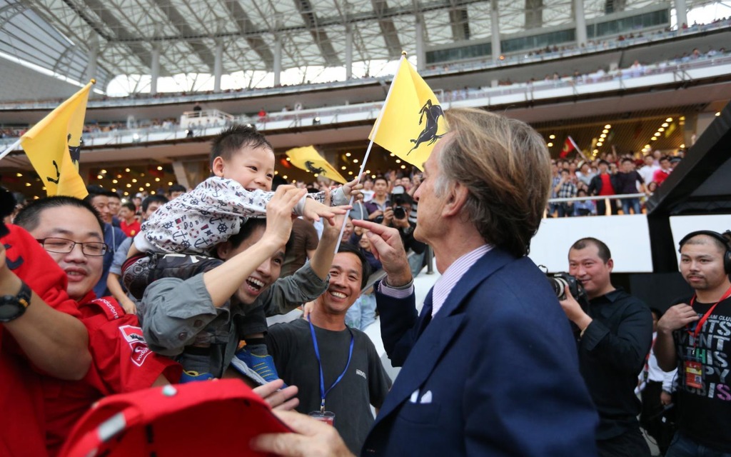 Un bain de foule pour Luca Di Montezemolo