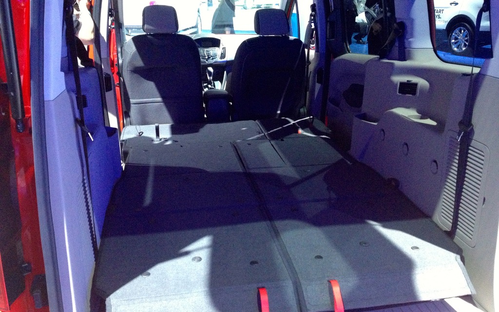 Ford Transit Connect Wagon: a flat floor with two rows of seats folded down