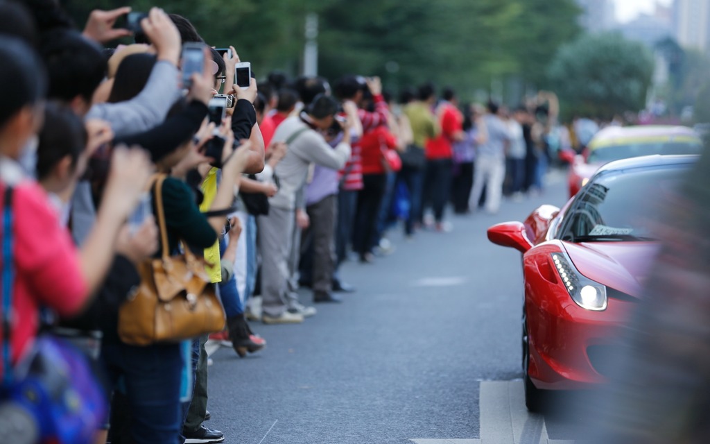 La parade de superbes Ferrari qui s’imposait.