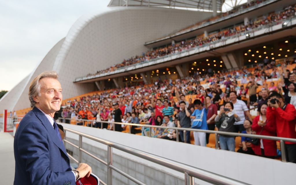 Des milliers de Chinois ont assisté à la fête.