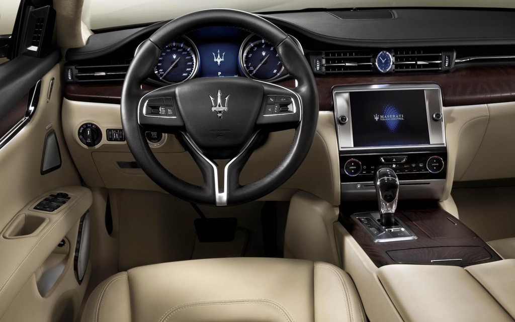 Maserati Quattroporte 2013