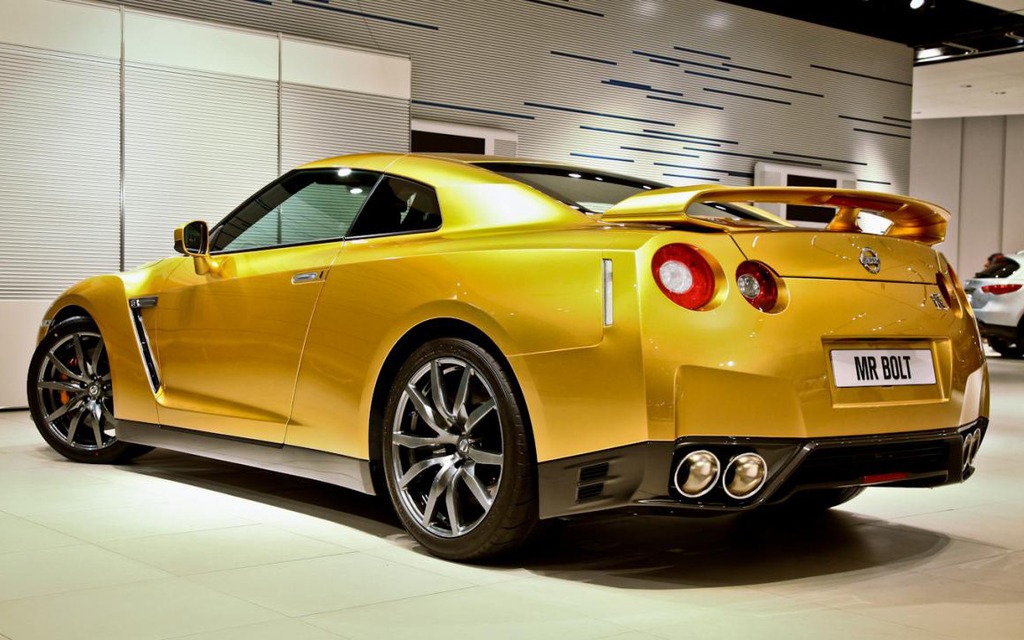 Nissan GT-R Gold Bolt Edition