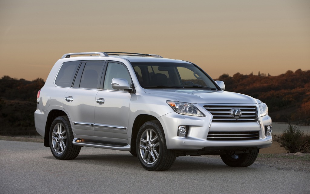 Lexus LX