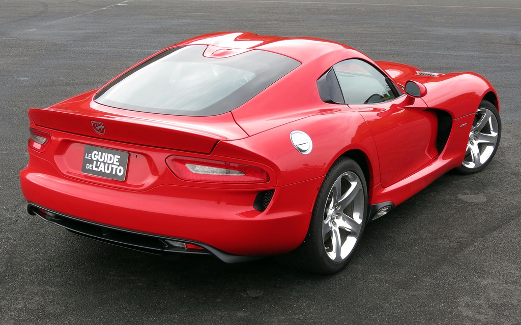 La nouvelle Viper reprend le toit à double bulle des premiers coupés GTS