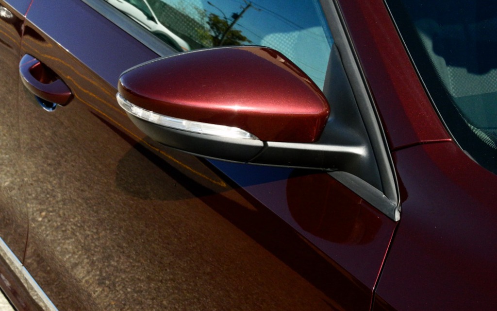 Les rétroviseurs sont de bonnes dimensions.