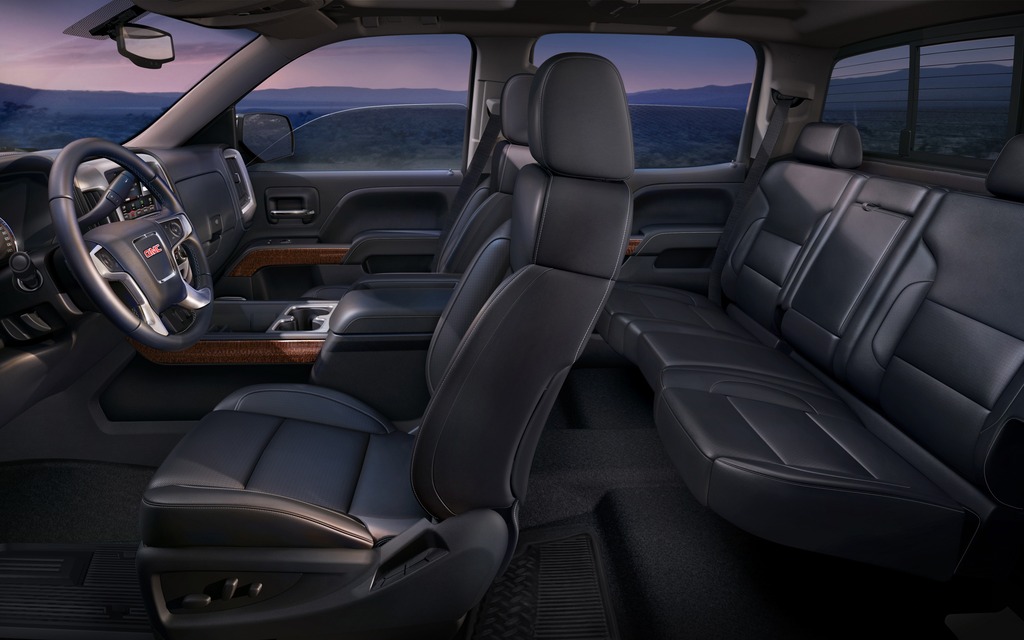 Intérieur spacieux et siège arrière escamotable 60/40