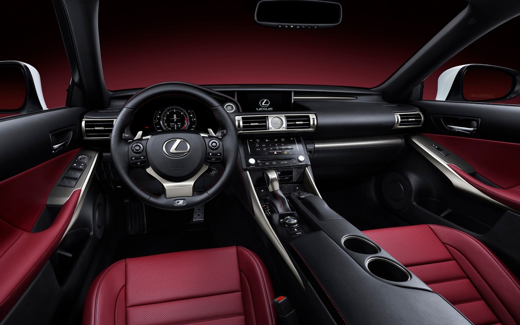 Lexus IS 2014