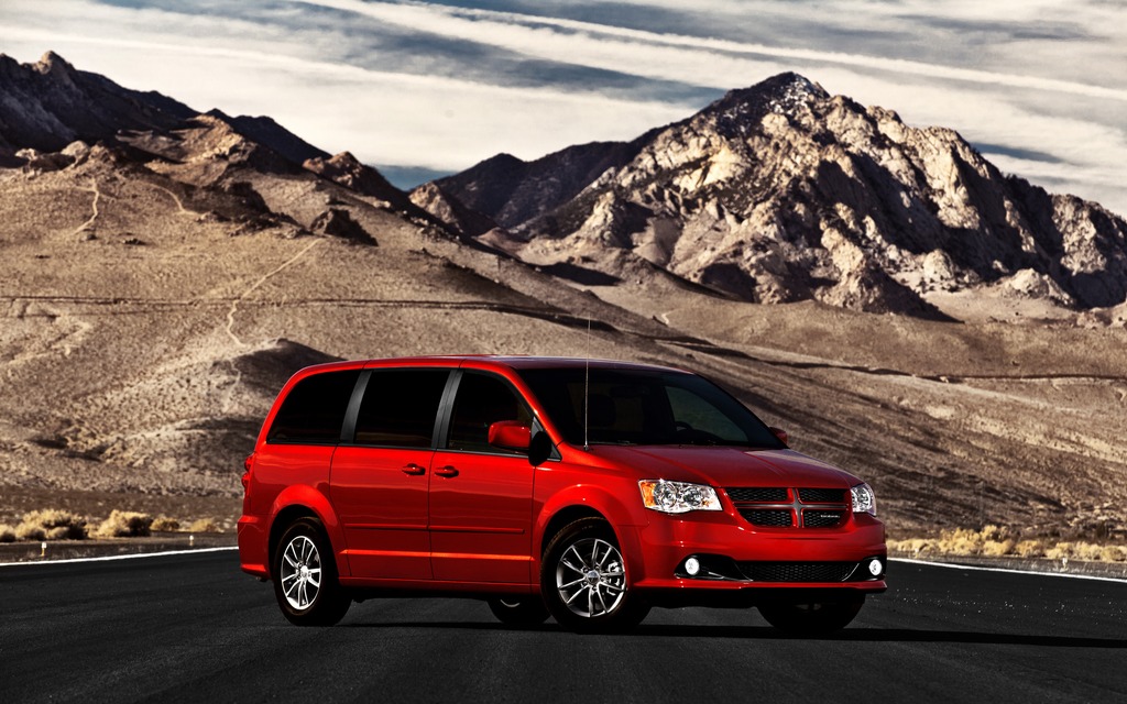 4 Dodge Grand Caravan (51 552 sales)