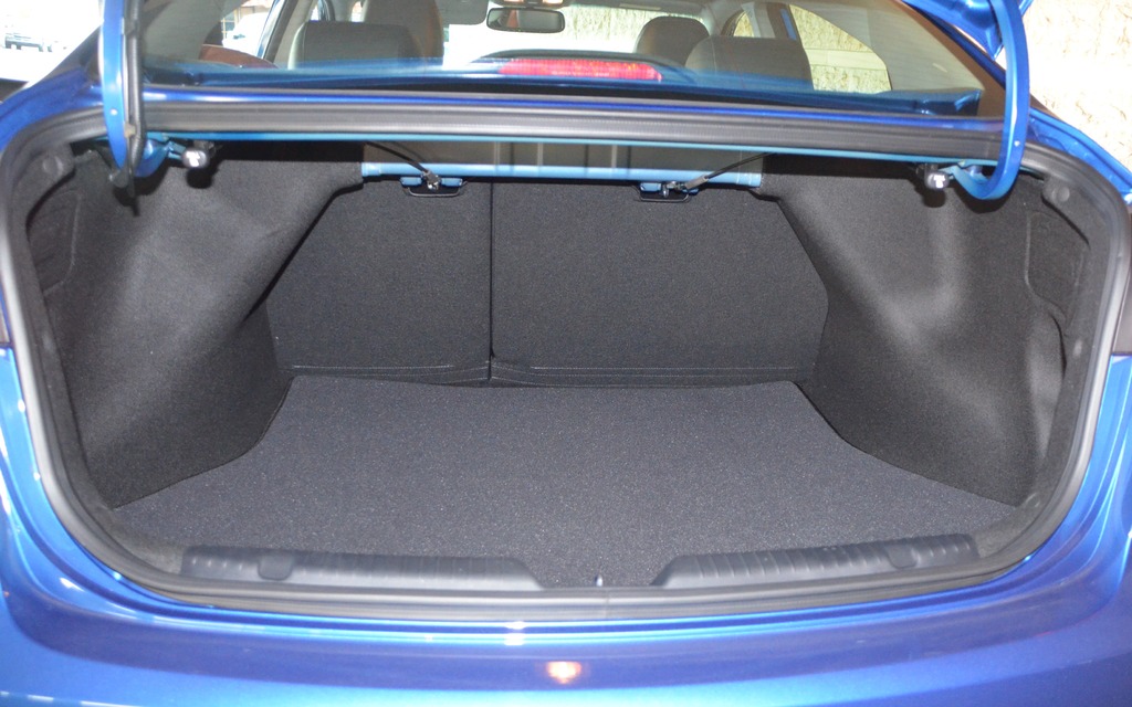 There’s a 60/40 split fold-down rear bench seatback.