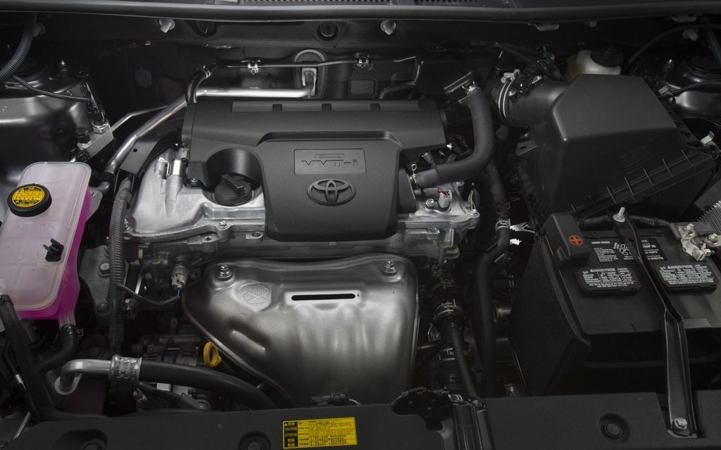 The only engine available on the 2013 is a four-cylinder. 