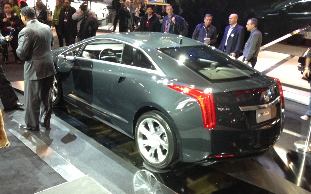 Cadillac ELR 2014