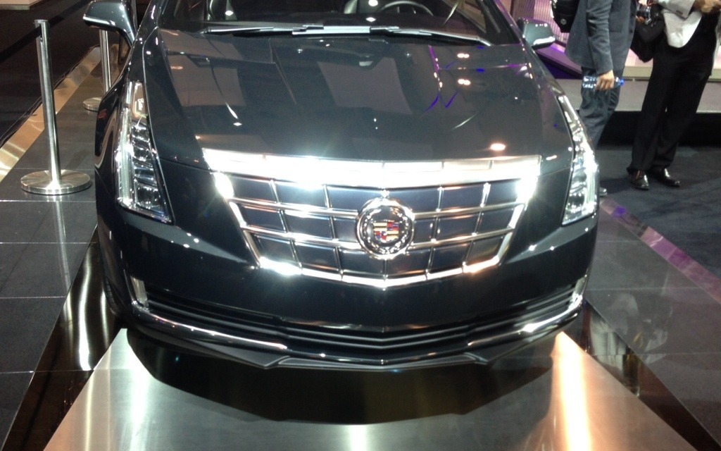 Cadillac ELR 2014