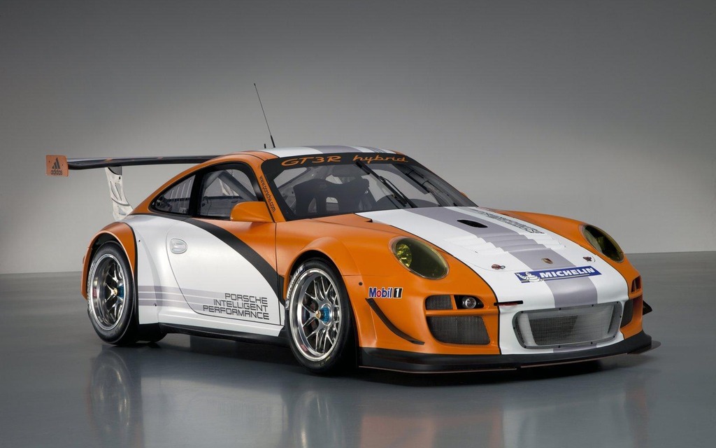 2011 Porsche 911 GT3 R Hybrid