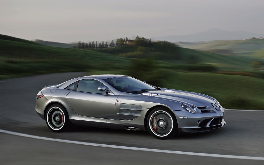 3 Mercedes-Benz SLR (3 sales)