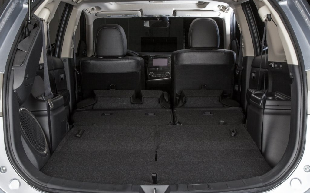  The rear seats lower to create a completely flat floor. 