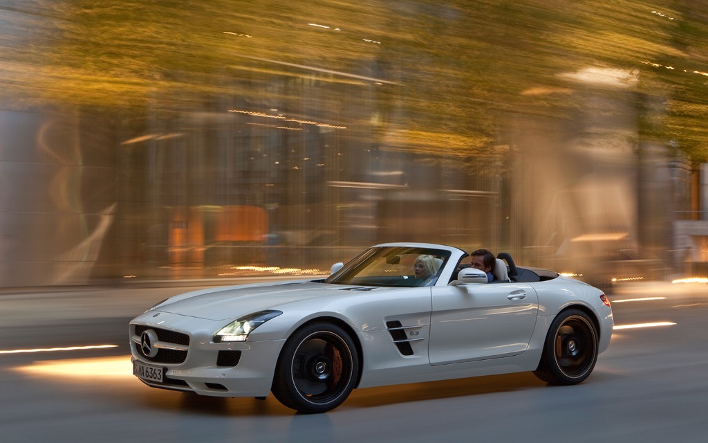 Mercedes-Benz SLS AMG GT Roadster